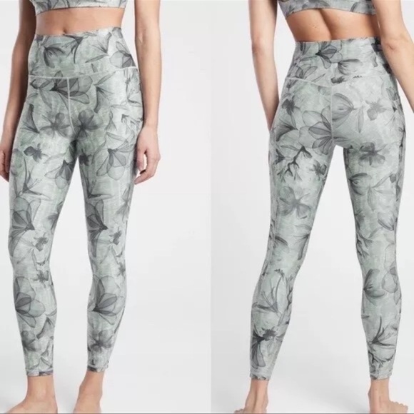 Athleta Salutation Stash Pocket II 7/8 Sporty Leggings Size XS 0-2 Gray Floral - Picture 2 of 6